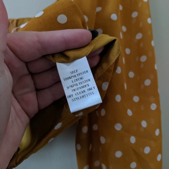 RE:NAMED Mustard Dot Off The Shoulder Crop Top - Picture 5 of 8